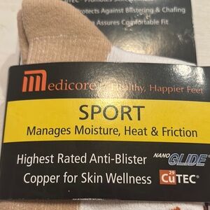 NWT Medicore copper sports socks